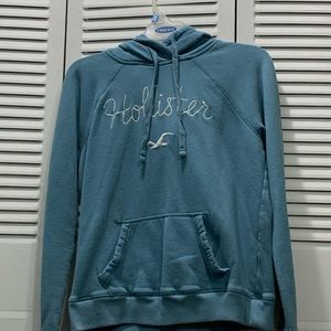 Women’s sweatshirt